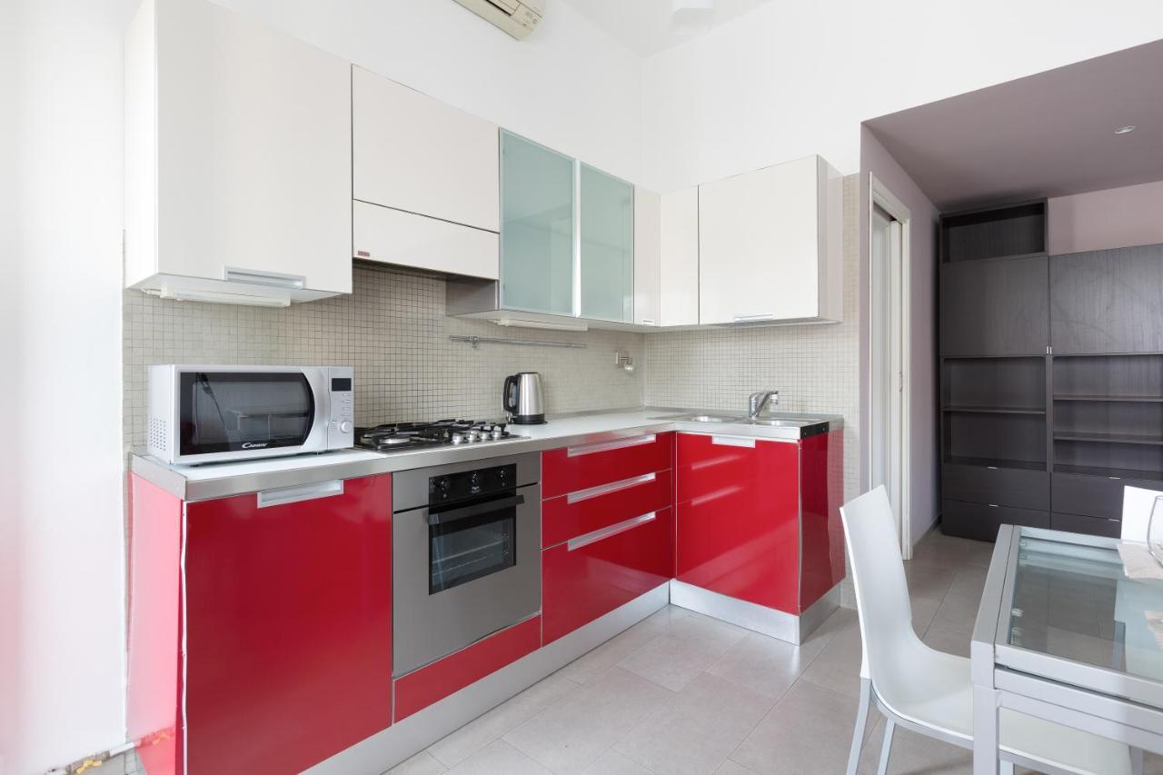 Апартаменти Cozy Apt With Balcony - Mm2 Sant'Agostino Мілан Екстер'єр фото