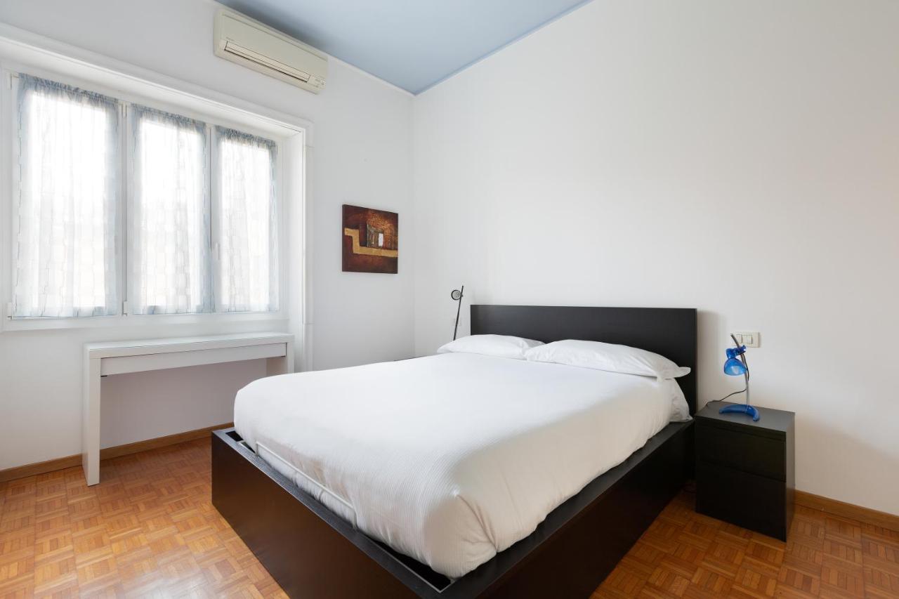 Апартаменти Cozy Apt With Balcony - Mm2 Sant'Agostino Мілан Екстер'єр фото