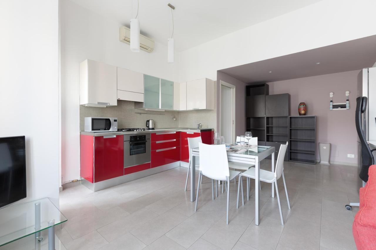 Апартаменти Cozy Apt With Balcony - Mm2 Sant'Agostino Мілан Екстер'єр фото